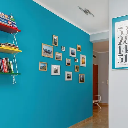 Апартаменты Family Magic & Sea With Terrace By Renters