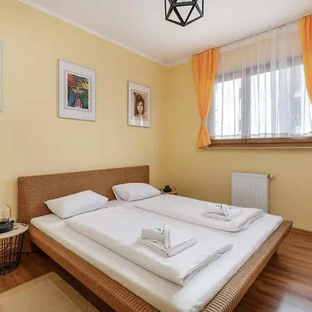 Апартаменты Family Magic & Sea With Terrace By Renters *