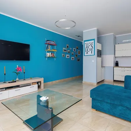 Family Magic & Sea With Terrace By Renters